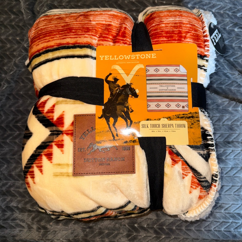 Yellowstone Plush Blanket with Southwestern Design